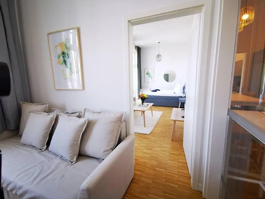 Sc 07 By Rockchair Apartments L Superhost Status L 2,5 Bedrooms Boxspringbeds Balcony Elevator Welcomes You! Berlin Germany