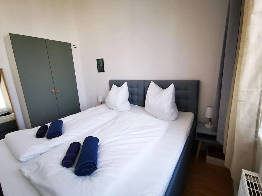 Sc 07 By Rockchair Apartments L Superhost Status L 2,5 Bedrooms Boxspringbeds Balcony Elevator Welcomes You! Berlin