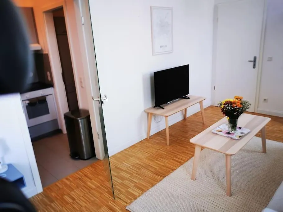 Sc 07 By Rockchair Apartments L Superhost Status L 2,5 Bedrooms Boxspringbeds Balcony Elevator Welcomes You! Berlin Germany