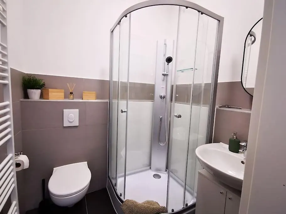 Sc 07 By Rockchair Apartments L Superhost Status L 2,5 Bedrooms Boxspringbeds Balcony Elevator Welcomes You! Berlin