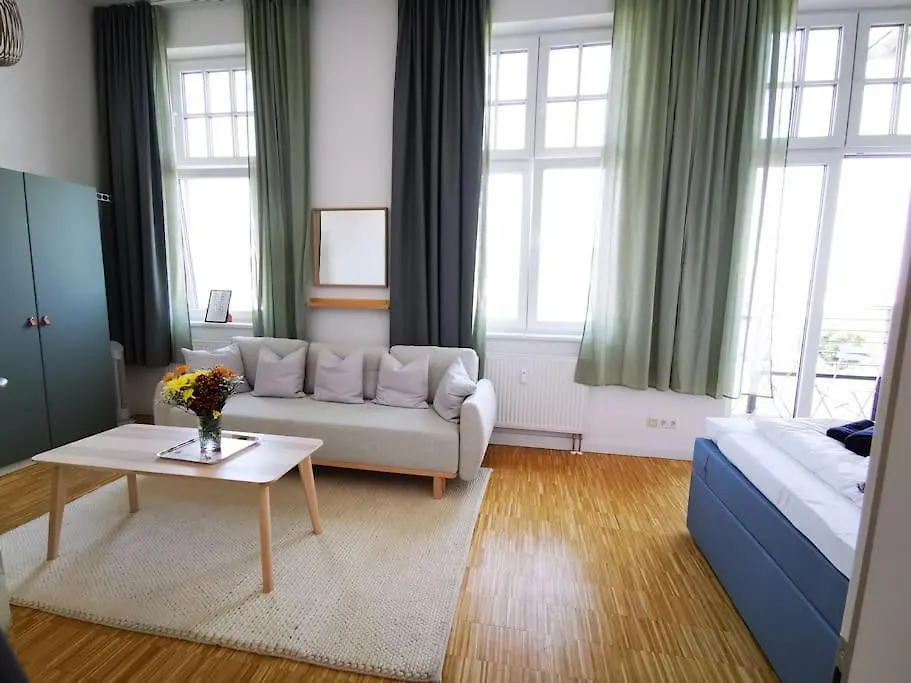 Sc 07 By Rockchair Apartments L Superhost Status L 2,5 Bedrooms Boxspringbeds Balcony Elevator Welcomes You! Berlin