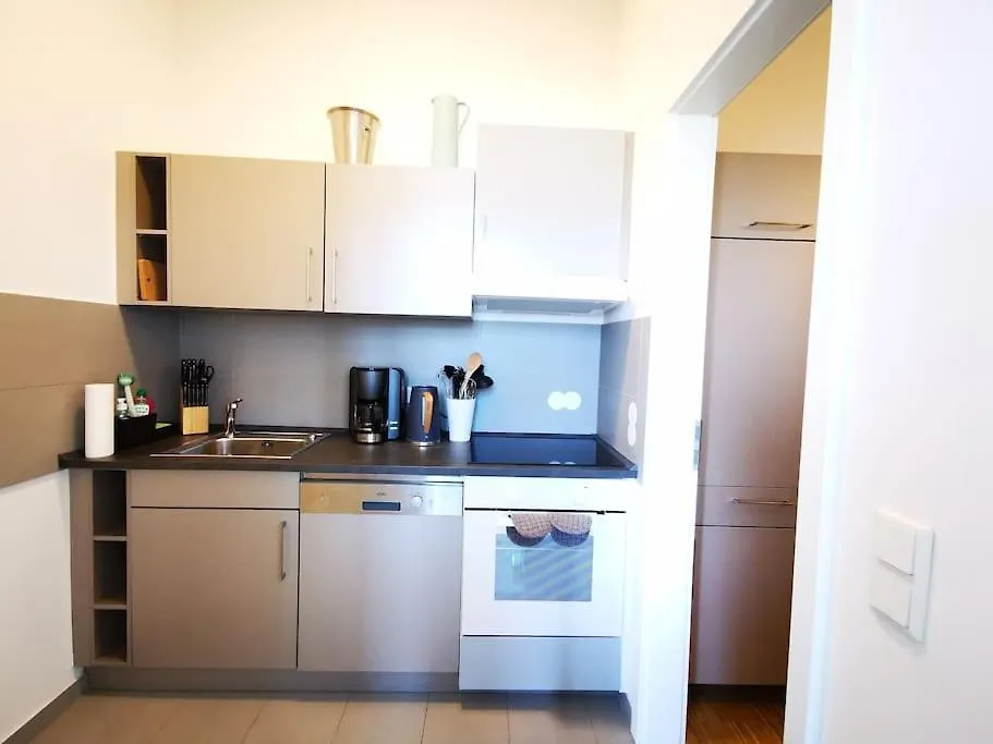 Sc 07 By Rockchair Apartments L Superhost Status L 2,5 Bedrooms Boxspringbeds Balcony Elevator Welcomes You! Berlin